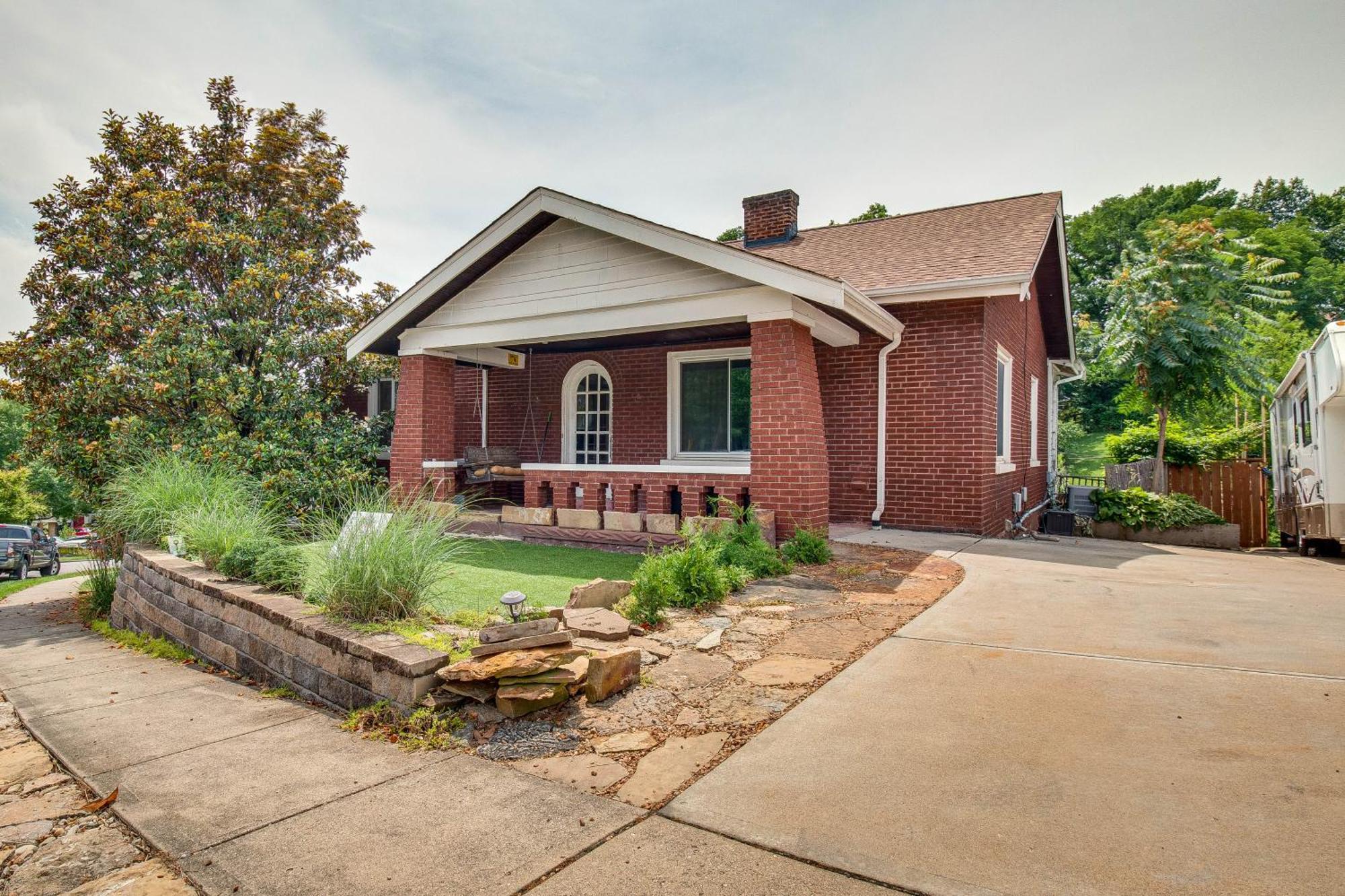 Pet-Friendly Fort Thomas Vacation Rental With Deck! Exterior photo